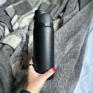 Owala Water Bottle 32 oz